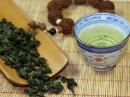  冲泡毛尖绿茶的方法 泡毛尖绿茶的投茶量是多少 使用什么茶具好呢