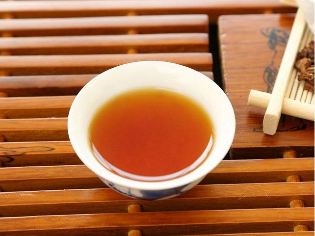  洋参牛蒡茶的功效有哪些 牛蒡茶是减肥效果最好的健康茶饮