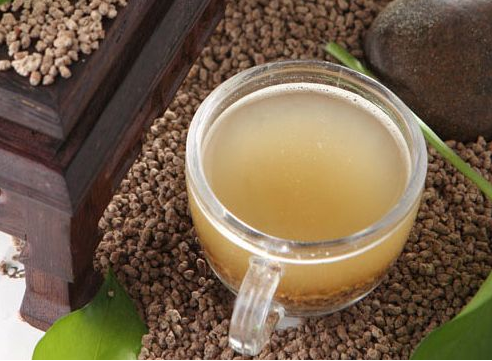  燕麦茶的功效与作用是什么 燕麦茶的作用和功能