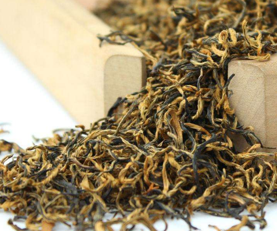  金骏眉的功效 冲泡金骏眉的三个关键点 泡金骏眉放多少水