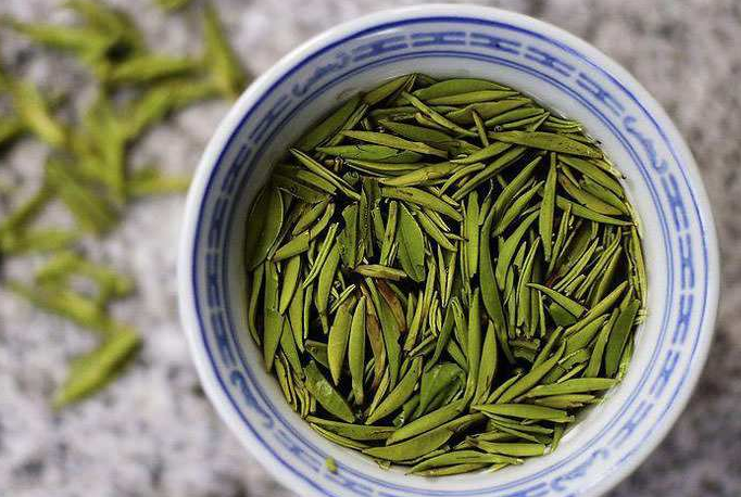  喝绿茶可以减肥吗 绿茶抗衰老美容和抗菌的作用 喝绿茶能降低血脂