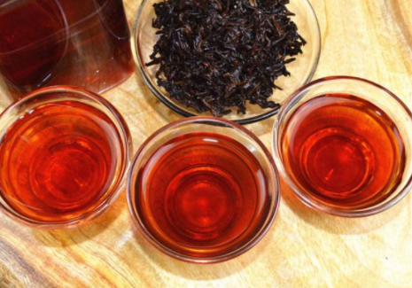  普洱茶的冲泡方法 冲泡普洱茶需要放多少茶叶 茶与水的比例是多少