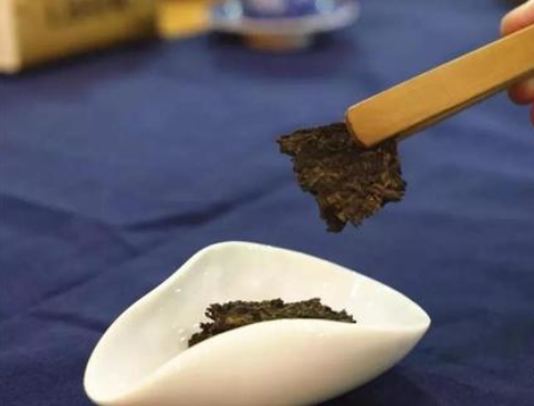  普洱茶怎么喝 普洱茶的冲泡方法 普洱茶投茶量