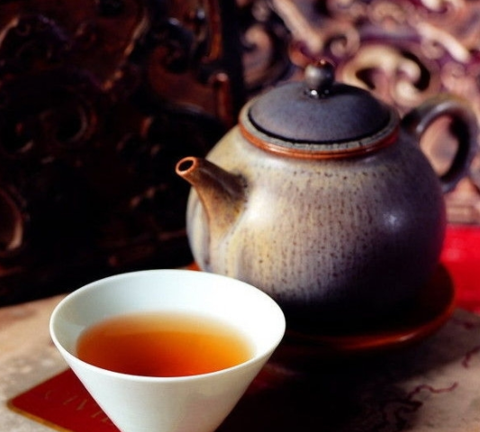 茶叶怎样储存 茶叶用保温壶储藏好吗 茶叶的保存方法