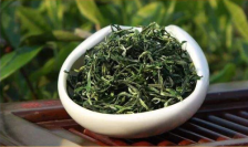  西湖龙井的冲泡方法 西湖龙井冲泡水温