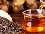  信阳红茶的功效与作用 喝信阳红茶的好处 信阳红能抗氧化和抗衰老