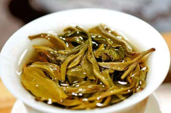 陈年绿茶的功效与作用 陈年绿茶能抗病毒素和降低血脂吗