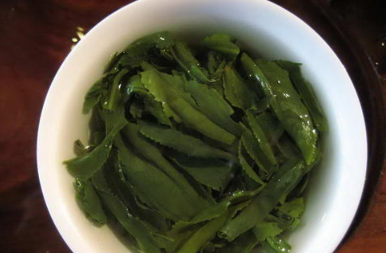 六安瓜片的功效和作用 六安瓜片什么人不适合喝 六安瓜片的副作用