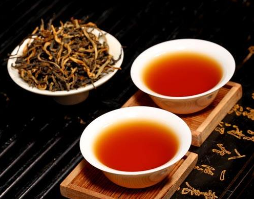  安化黑茶功效 发高烧的人能喝安化黑茶吗 安化黑茶禁忌
