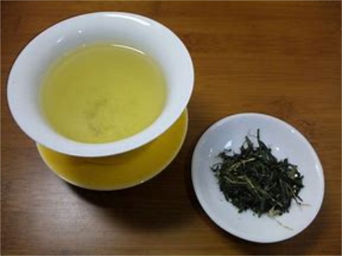  经常喝绿茶的好处和坏处 经常喝绿茶有缓解疲劳的功效吗