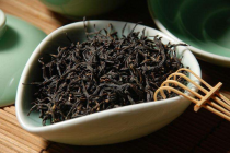  黑茶的功效与作用价钱是多少 黑茶的价格