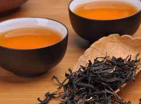  冬天喝红茶有什么好处 喝红茶有抗癌和消炎杀菌的作用 红茶的5大功效