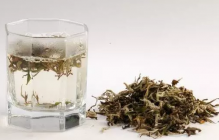  白茶的特点与功效及禁忌 白毫银针是白茶吗 白茶的主要品种
