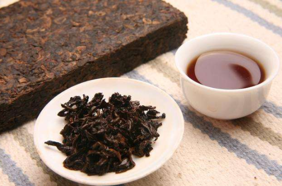  什么是生普洱熟普洱茶 熟普洱茶的功效有哪些