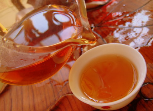  黑茶饮用有七忌六大相信 喝黑茶的禁忌和好处介绍