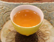  蜂蜜红茶可以一起吃吗 有什么功效和注意事项