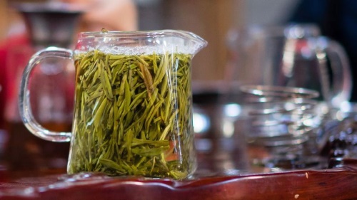  红茶和绿茶的区别在哪里 红茶和绿茶有什么不同的地方