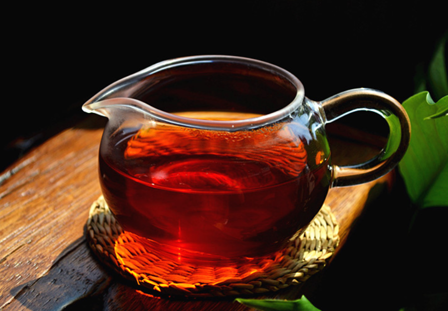  红茶和绿茶的区别在哪里 红茶和绿茶有什么不同的地方
