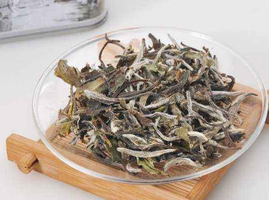  白茶的6种保存方法 白茶可以使用热水瓶储存吗