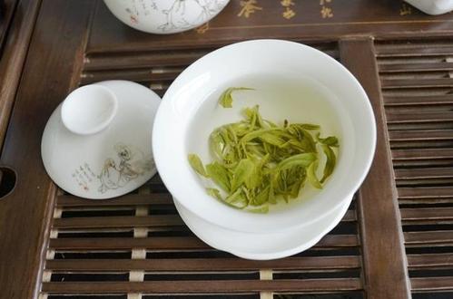  碧螺春为什么有这么多茶毫 碧螺春的特色