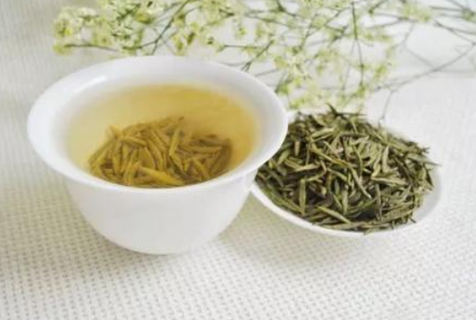  白茶的正确储存方法 白茶可以晒太阳吗 保存白茶的的温度
