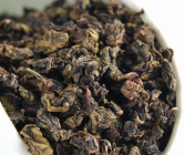  乌龙茶是青茶吗 乌龙茶红茶和绿茶简介 乌龙茶的特点