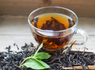  男人长时间喝红茶的坏处 喝红茶容易诱发贫血和影响情绪