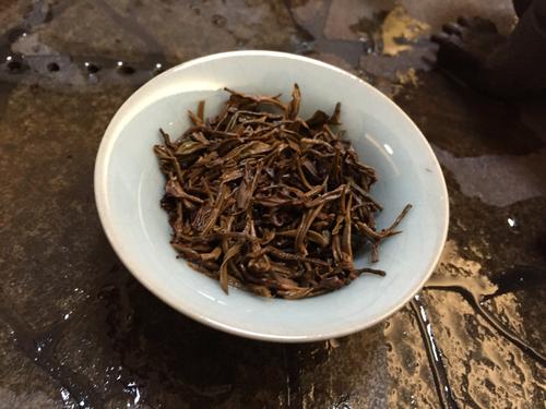  金骏眉属于岩茶吗 武夷岩茶的种类