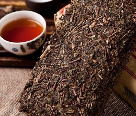  月经期间可以喝茯砖茶吗 饮用茯砖茶的禁忌与注意事项