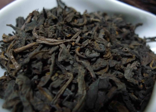  如何购买优质黑茶 黑茶有降低血脂和体重的作用