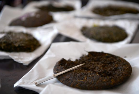  制作安化黑茶的原料 安化黑茶的产地环境 安化黑茶制作工艺