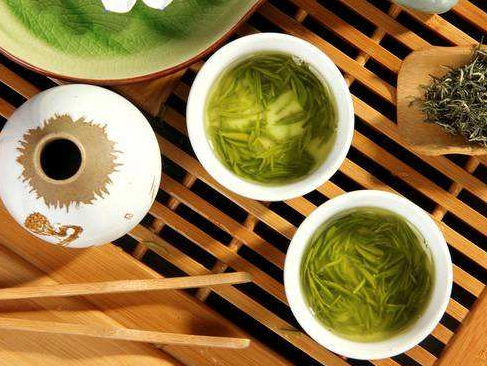  绿茶的保质期 绿茶保存注意事项 绿茶可以晒太阳吗