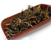 正山小种和金骏眉有什么区别 正山小种的制作工艺与外形特征