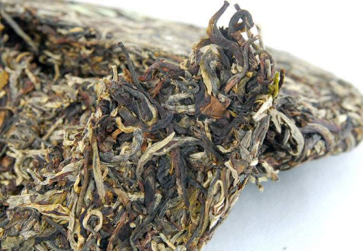 六堡茶是哪种茶 六堡茶的特点和功效 六堡茶茶冲泡技巧