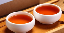 <b> 为什么广东人特别喜欢普洱茶 广东的饮茶历史 普洱茶越陈越香吗</b>