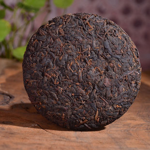  十年的普洱茶饼价格 十年的普洱茶饼多少钱一饼