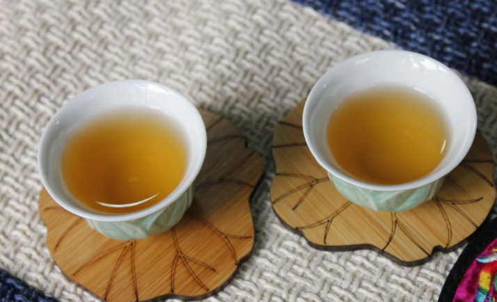  生普洱茶和熟普洱茶的区别 什么是好的生普洱茶 生普的味道