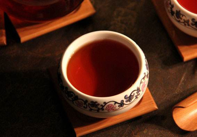  普洱茶生茶和熟茶汤色与口味一样吗 生茶和熟茶制作方法