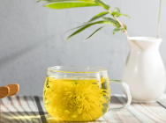 荷叶柠檬菊花茶的功效与作用及禁忌有哪些?喝菊花茶的禁忌与好处