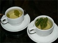  干柠檬菊花茶的功效与作用及禁忌有几种？菊花茶的禁忌与功效